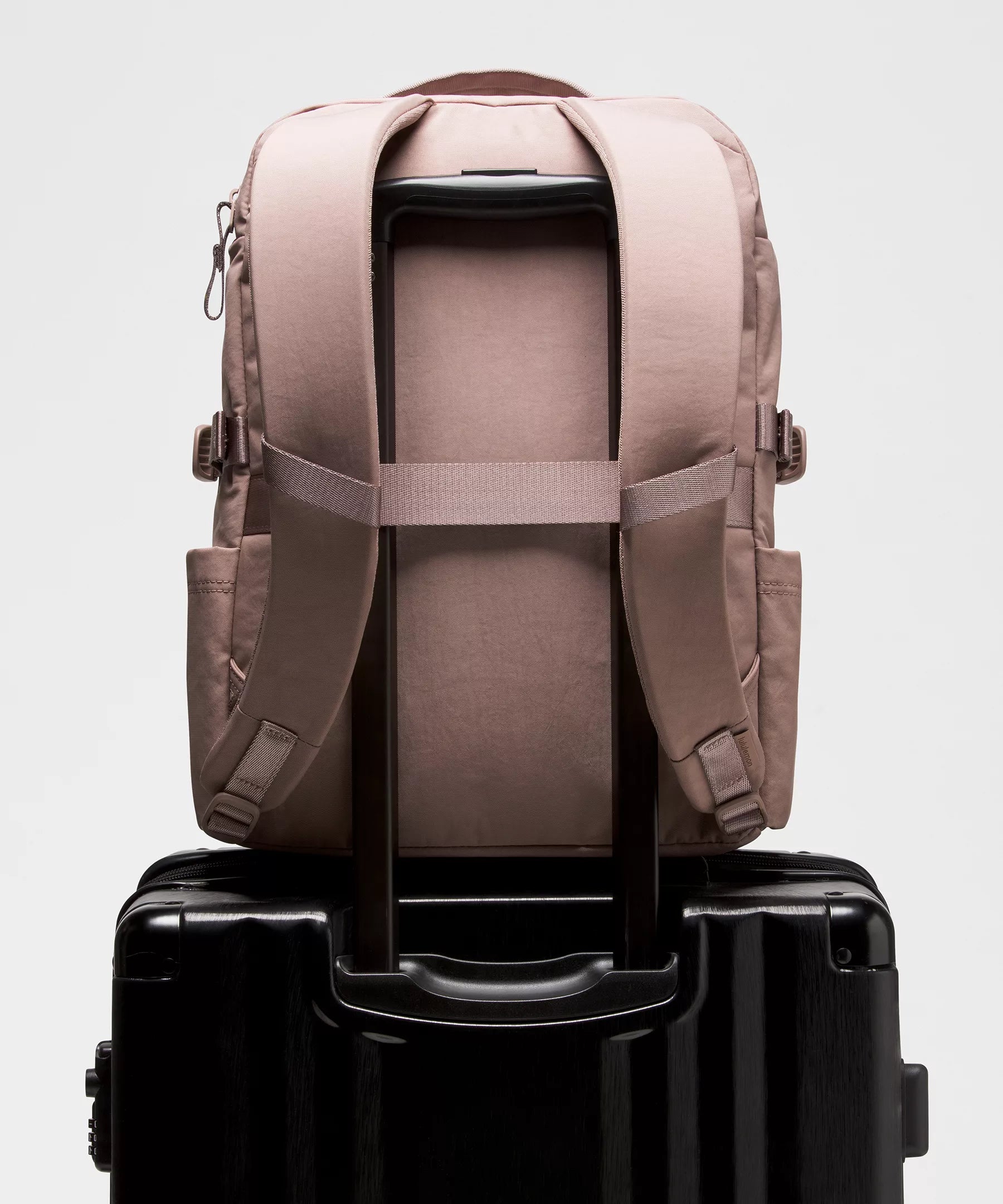 New Crew Backpack 22L