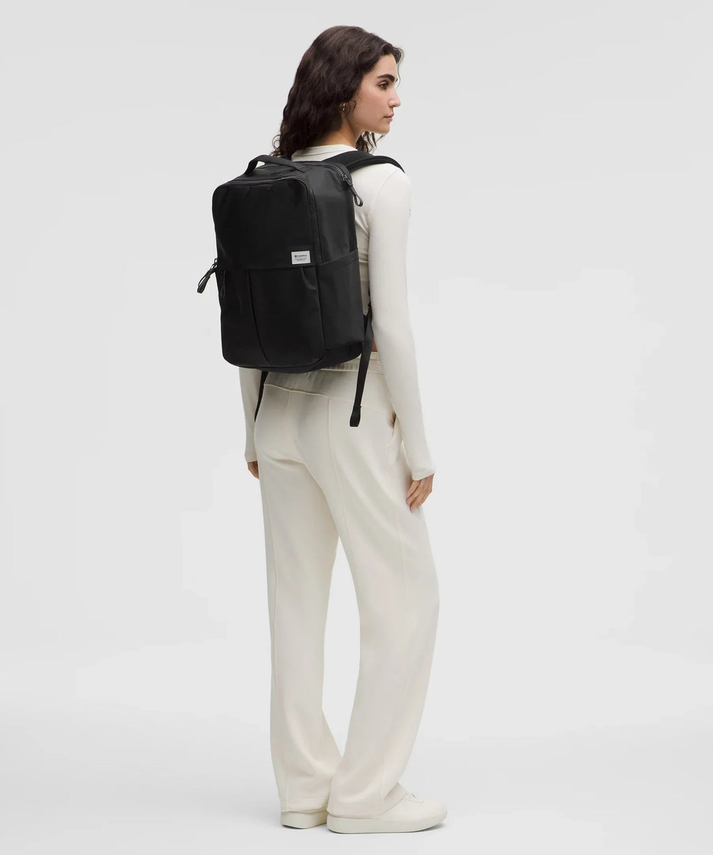 Everyday Backpack 21L